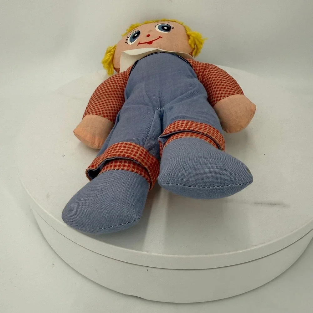 Vtg cloth rag doll googly-eyes manufactured in Hong Kong 100% Cotton
